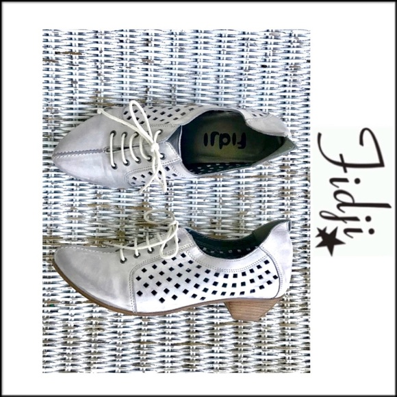 Anthropologie Shoes - 🆕 {Fidji | Anthropologie} Soft Grey Leather Lace-up Oxford Pumps, EUC, Size 6.5